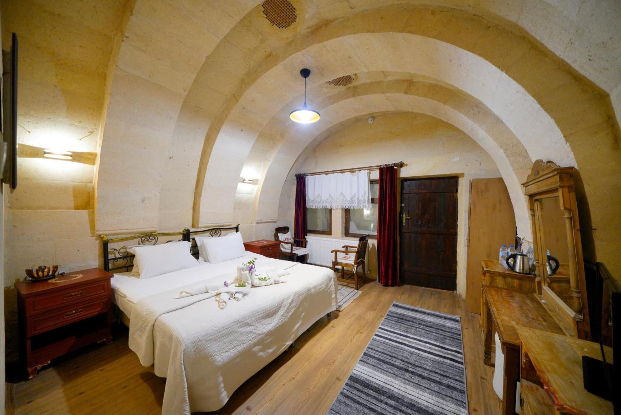 Antik Cave House Hotel Ürgüp Exterior photo