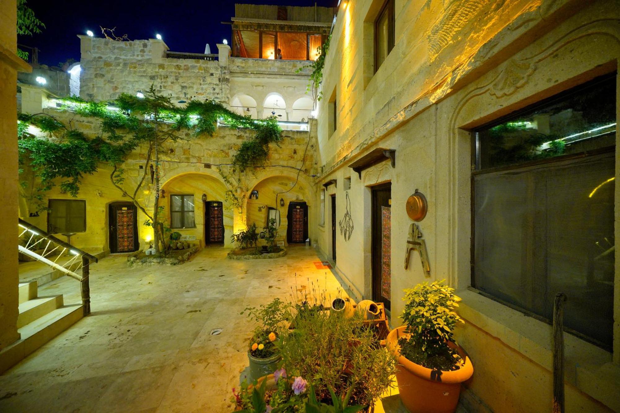 Antik Cave House Hotel Ürgüp Exterior photo