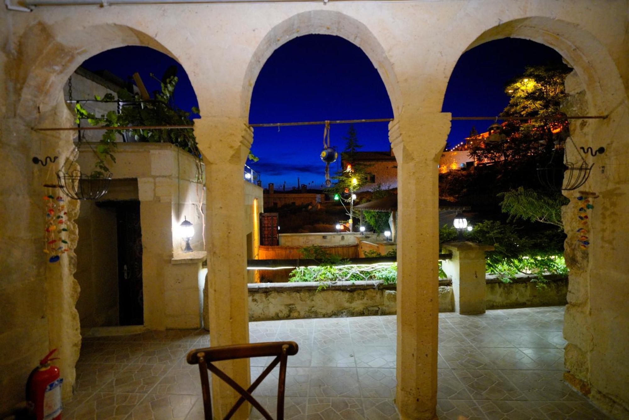 Antik Cave House Hotel Ürgüp Exterior photo